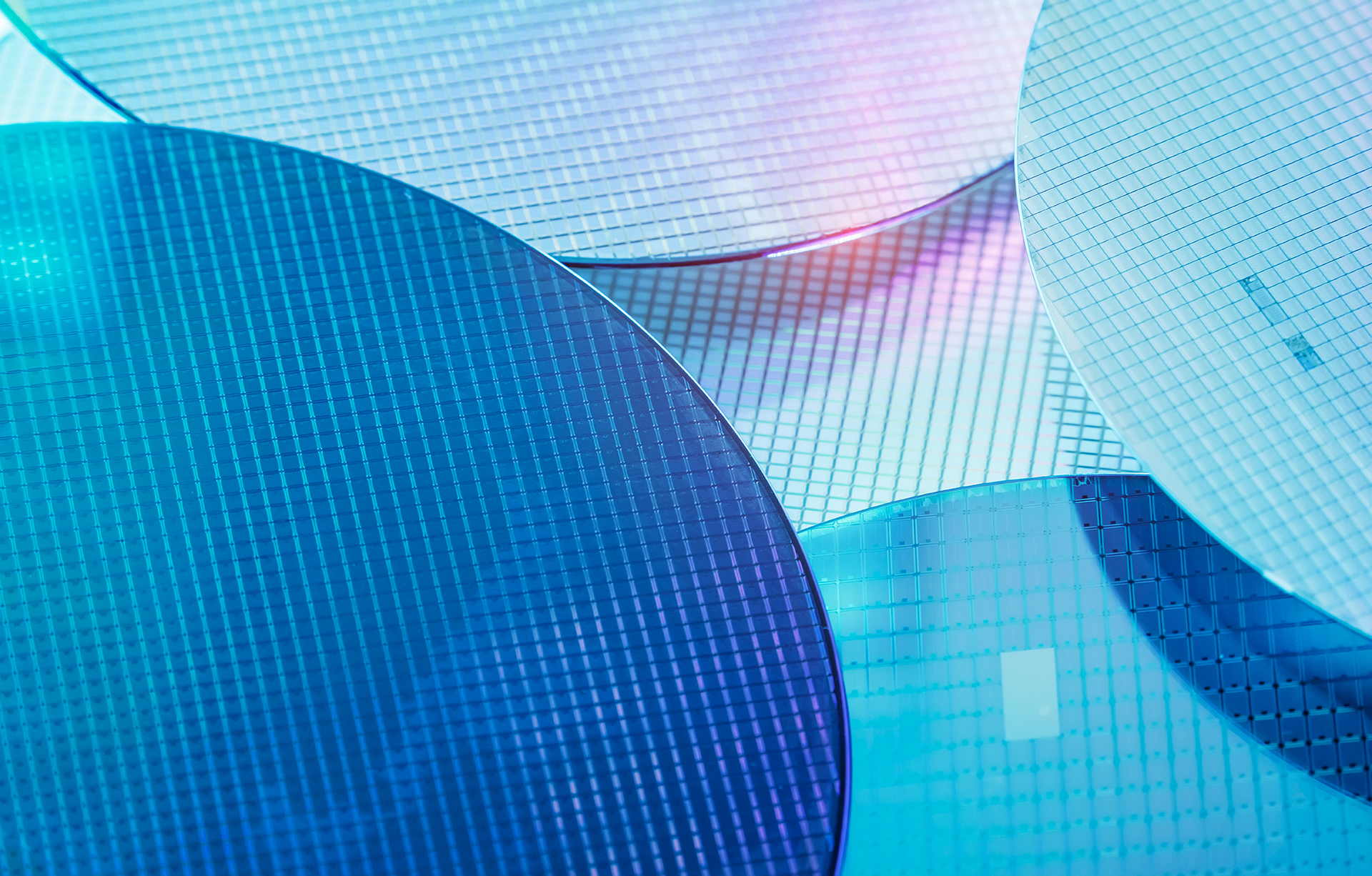 STARTRADER Adds 31 AI and Energy CFDs to Global Portfolio